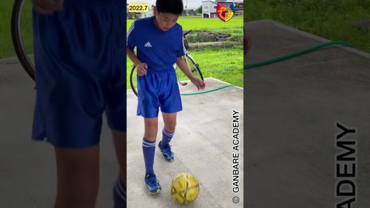 [U-11 KIDS in football ⚽️ ] GKはドリブルも上手です。💪👍😂サッカー選手になりますように！